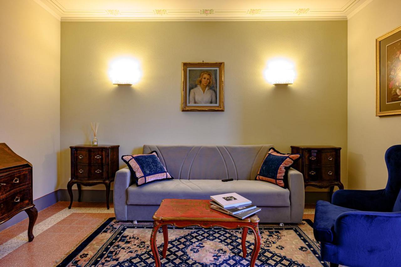 מגדל אגם פוצ'יני Foresteria Villa Puccini Casa Per Ferie מראה חיצוני תמונה